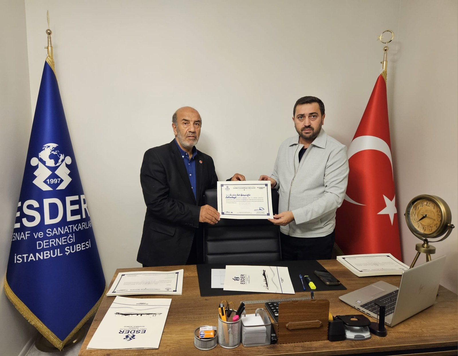 ESDER İstanbul'dan Sultanbeyli İlçe Başkanlığı'na Atama Belgesi
